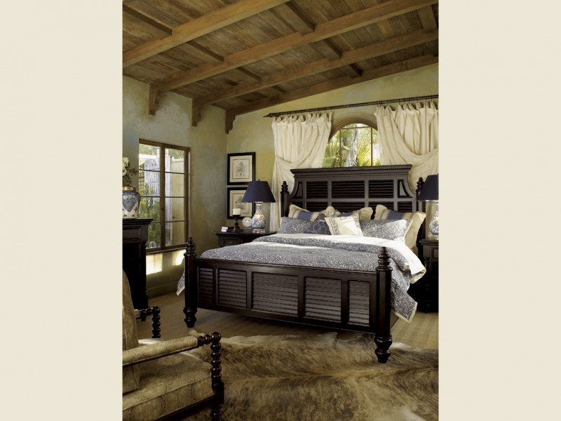 Фото Кровать - стиль Колониальный - Для спальни - Купить в Интернет-магазине