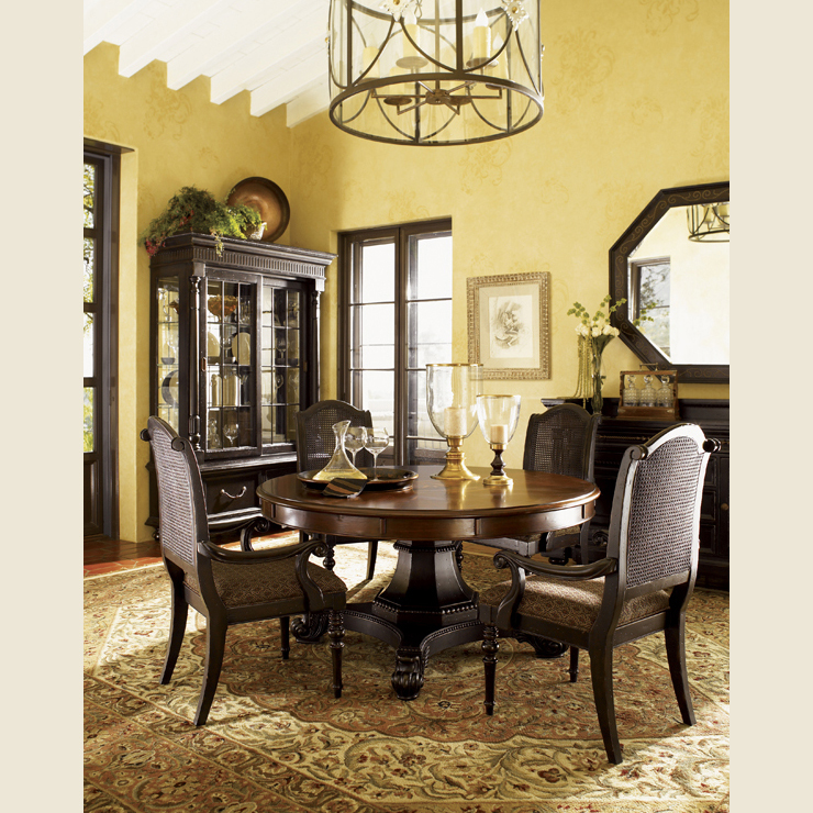 Фото Стол обеденный - стиль Колониальный - Для столовой - большие обеденные столы производства США - Lexington - Kingstown - Купить в Интернет-магазине Фото Стол обеденный - стиль Колониальный - Для столовой - большие обеденные столы производства США - Lexington - Kingstown - Купить в Интернет-магазине