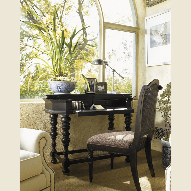 Фото Стул обеденный - стиль Колониальный - Для столовой - Купить в Интернет-магазине