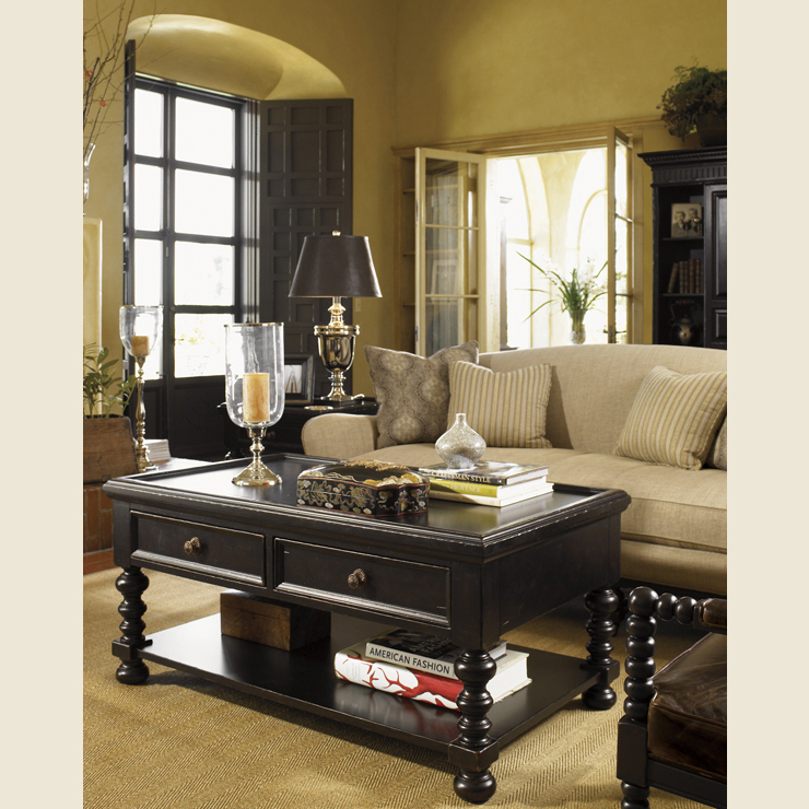 Фото Стол кофейный/журнальный - стиль Колониальный - Для гостиной - Купить в Интернет-магазине