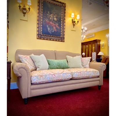 Фото Диван-кровать - стиль Английская классика - Для гостиной - Купить в Интернет-магазине