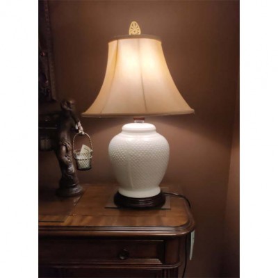 Фото Настольная лампа - стиль Современные - Алебастровая - В наличии - Купить в Интернет-магазине