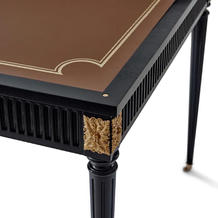 Фото Стол игральный/ чайный/центральный - стиль Современная классика - Для комната развлеченья - Купить в Интернет-магазине Фото Стол игральный/ чайный/центральный - стиль Современная классика - Для комната развлеченья - Купить в Интернет-магазине