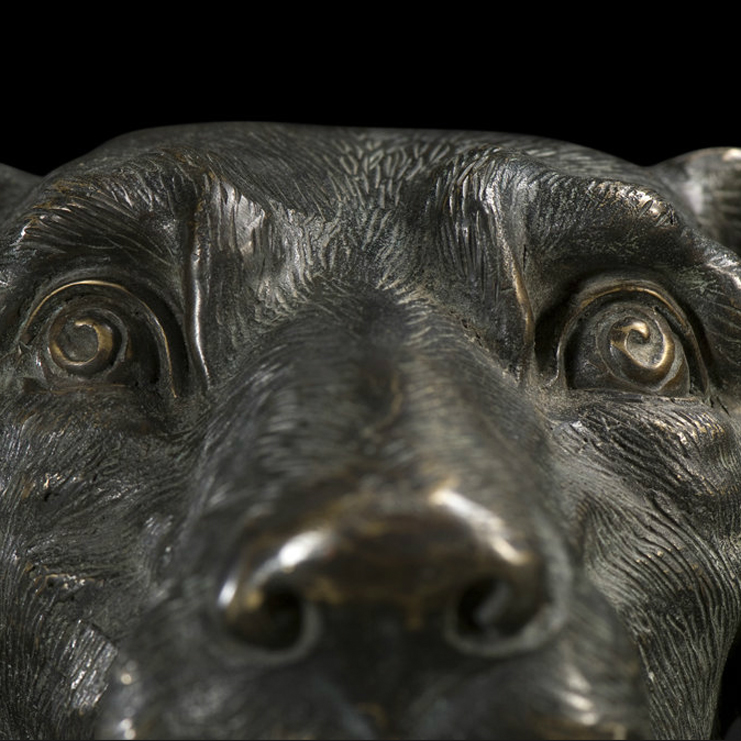 Фото Статуэтка - стиль Классический - Металлическая - Купить в Интернет-магазине