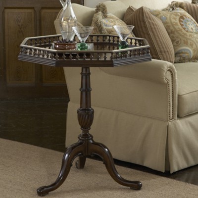 Фото Стол кофейный/журнальный - стиль Американская классика - Для гостиной - В наличии - Купить в Интернет-магазине