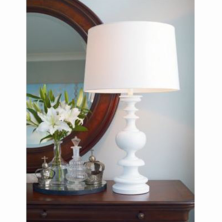 Фото Зеркало настенное - стиль Американская классика - Для спальни - Купить в Интернет-магазине Фото Зеркало настенное - стиль Американская классика - Для спальни - Купить в Интернет-магазине