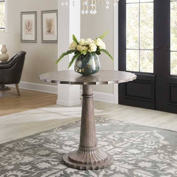 Фото Стол обеденный - стиль Современная классика - Для столовой - большие обеденные столы производства США - Hooker - Woodlands - Купить в Интернет-магазине Фото Стол обеденный - стиль Современная классика - Для столовой - большие обеденные столы производства США - Hooker - Woodlands - Купить в Интернет-магазине