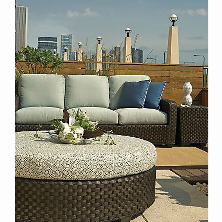 Фото Пуф и табурет - стиль Современный - Для терраса и бассейна - Купить в Интернет-магазине Фото Пуф и табурет - стиль Современный - Для терраса и бассейна - Купить в Интернет-магазине