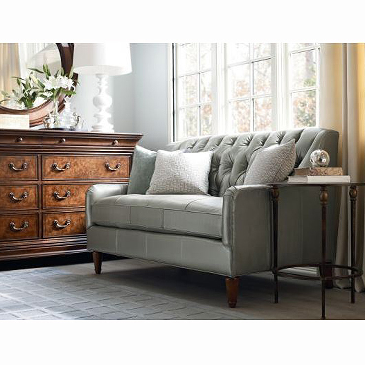 Фото Зеркало настенное - стиль Американская классика - Для спальни - Купить в Интернет-магазине Фото Зеркало настенное - стиль Американская классика - Для спальни - Купить в Интернет-магазине