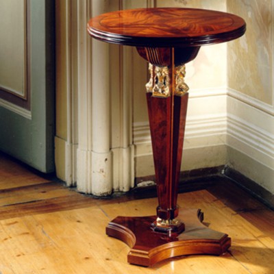 Фото Стол под лампу - стиль Русский дворцовый - Для гостиной - Купить в Интернет-магазине