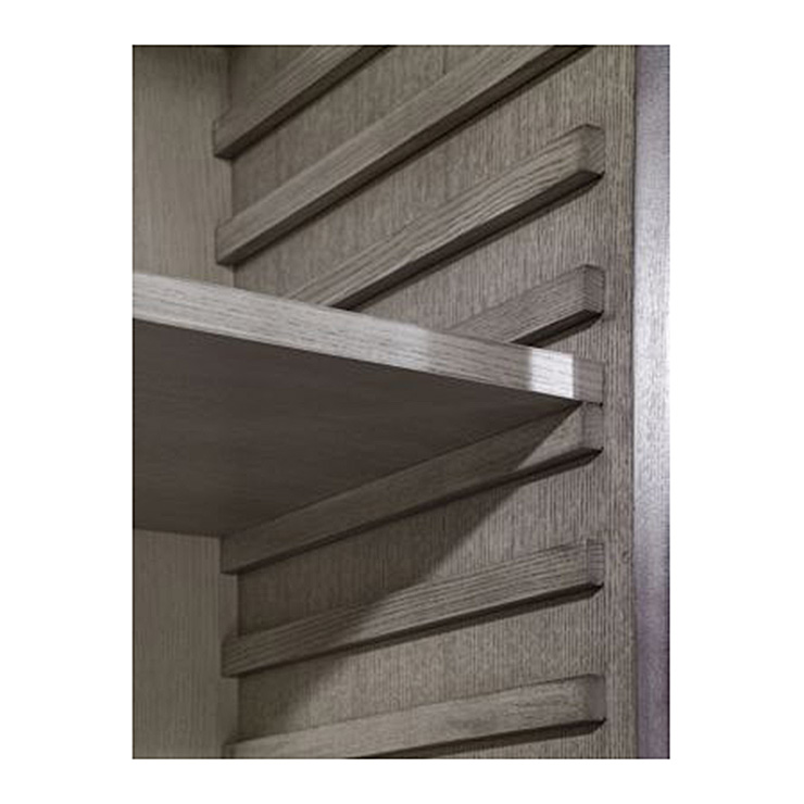 Фото Витрина широкая - стиль Transitional - Для гостиной - Со стеклянными дверями - Hickory Chair - Modern Contempopary - Купить в Интернет-магазине