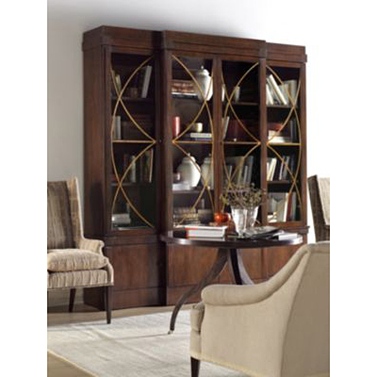 Фото Витрина широкая - стиль Transitional - Для гостиной - Со стеклянными дверями - Hickory Chair - Modern Contempopary - Купить в Интернет-магазине