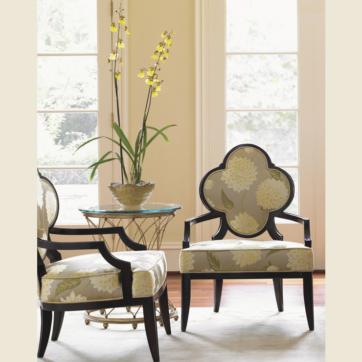 Фото Кресло на деревянной раме - стиль Современная классика - Для гостиной - Купить в Интернет-магазине Фото Кресло на деревянной раме - стиль Современная классика - Для гостиной - Купить в Интернет-магазине