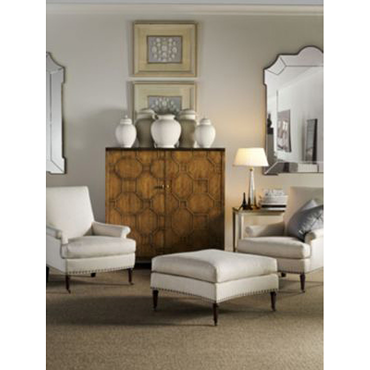 Фото Кресло обитое - стиль Suzanne Kasler - Для гостиной - удобное кресло производства США - Hickory Chair - Suzanne Kasler - Купить в Интернет-магазине