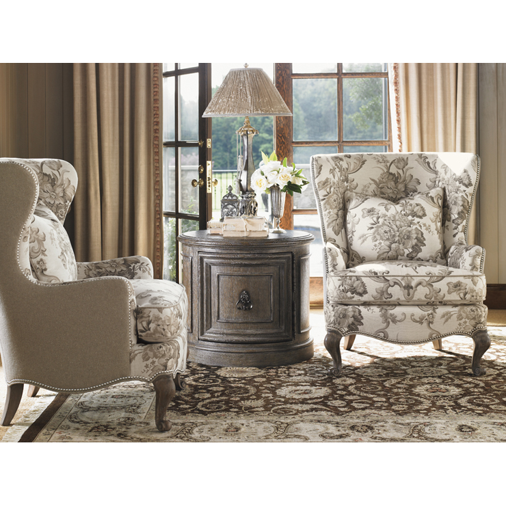 Фото Кресло обитое - стиль Европейская эклектика - Для гостиной - удобное кресло производства США - Lexington - La Tourelle - Купить в Интернет-магазине Фото Кресло обитое - стиль Европейская эклектика - Для гостиной - удобное кресло производства США - Lexington - La Tourelle - Купить в Интернет-магазине