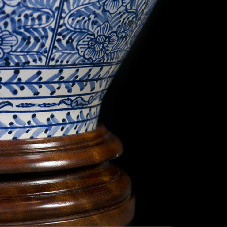 Фото Ваза - стиль Классический - Керамическая - Купить в Интернет-магазине Фото Ваза - стиль Классический - Керамическая - Купить в Интернет-магазине