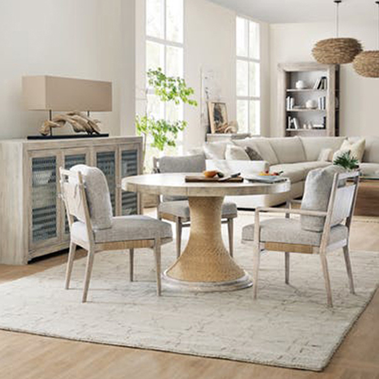 Фото Стол обеденный - стиль Современная классика - Для гостиной - большие обеденные столы производства США - Hooker - American Life Amani - Купить в Интернет-магазине Фото Стол обеденный - стиль Современная классика - Для гостиной - большие обеденные столы производства США - Hooker - American Life Amani - Купить в Интернет-магазине