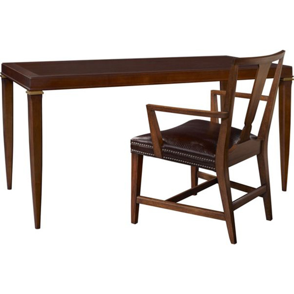 Фото Стол обеденный - стиль Transitional - Для гостиной - большие обеденные столы производства США - Hickory Chair - 1911Collection - Купить в Интернет-магазине Фото Стол обеденный - стиль Transitional - Для гостиной - большие обеденные столы производства США - Hickory Chair - 1911Collection - Купить в Интернет-магазине