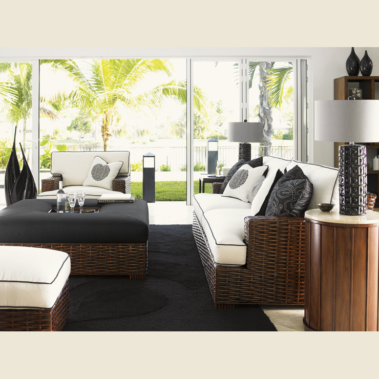 Фото Стол под лампу - стиль Современное кантри - Для гостиной - Купить в Интернет-магазине