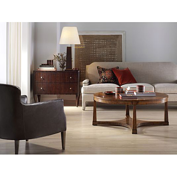 Фото Кресло на деревянной раме - стиль Transitional - Для гостиной - Купить в Интернет-магазине Фото Кресло на деревянной раме - стиль Transitional - Для гостиной - Купить в Интернет-магазине