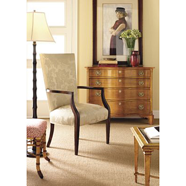 Фото Кресло на деревянной раме - стиль Американская классика - Для гостиной - Купить в Интернет-магазине