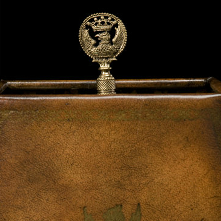 Фото Настольная лампа - стиль Английская классика - Металлическая - Купить в Интернет-магазине