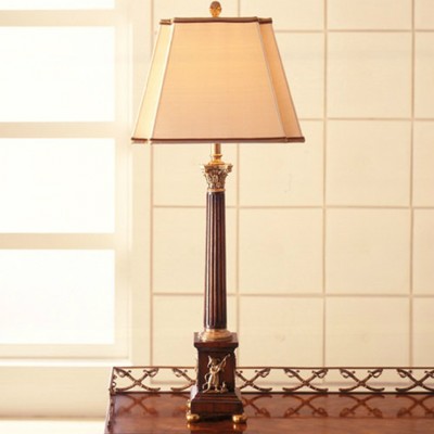 Фото Настольная лампа - стиль Английская классика - Металлическая - Купить в Интернет-магазине