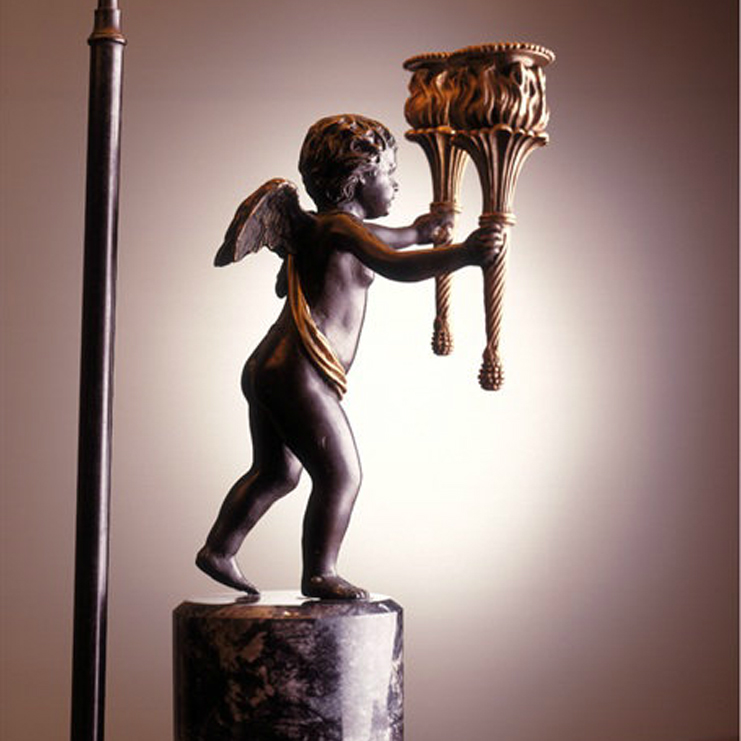 Фото Настольная лампа - стиль Английская классика - Металлическая - Купить в Интернет-магазине