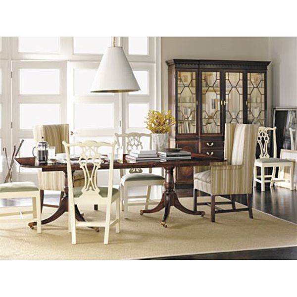 Фото Стол обеденный - стиль Американская классика - Для столовой - большие обеденные столы производства США - Hickory Chair - James River - Купить в Интернет-магазине