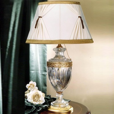 Фото Настольная лампа - стиль Европейская классика - Хрустальная - Купить в Интернет-магазине