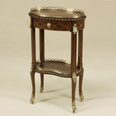 Фото Стол под лампу - стиль Американская классика - Для спальни - Купить в Интернет-магазине