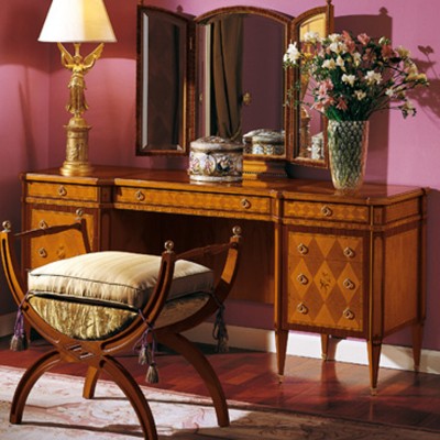 Фото Стол туалетный - стиль Русский дворцовый - Для спальни - Купить в Интернет-магазине