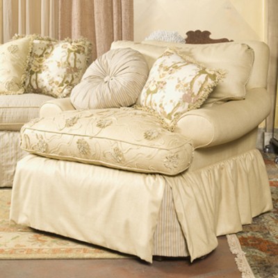 Фото Кресло обитое - стиль Американское наследство - Для гостиной - удобное кресло производства США - EJ Victor - Carol Bolton - Купить в Интернет-магазине