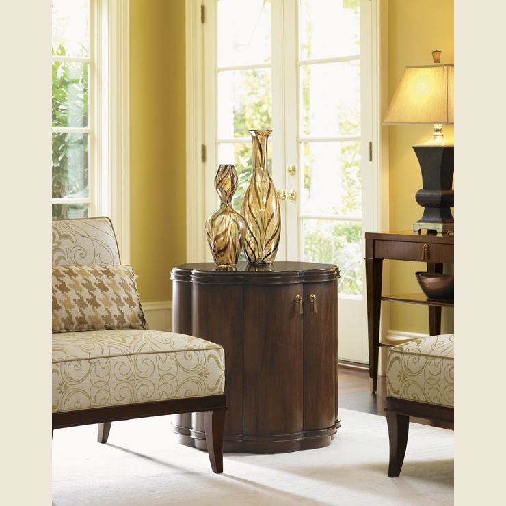 Фото Кресло на деревянной раме - стиль Современная классика - Для гостиной - Купить в Интернет-магазине Фото Кресло на деревянной раме - стиль Современная классика - Для гостиной - Купить в Интернет-магазине