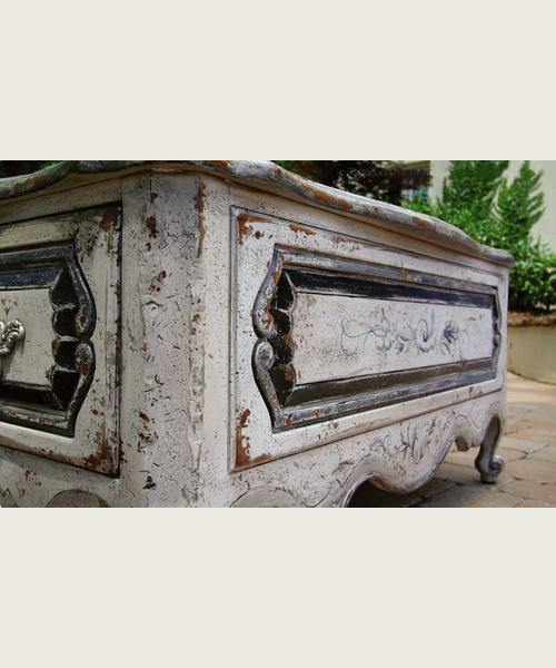 Фото Стол кофейный/журнальный - стиль Роскошное шале - Для гостиной - Купить в Интернет-магазине Фото Стол кофейный/журнальный - стиль Роскошное шале - Для гостиной - Купить в Интернет-магазине