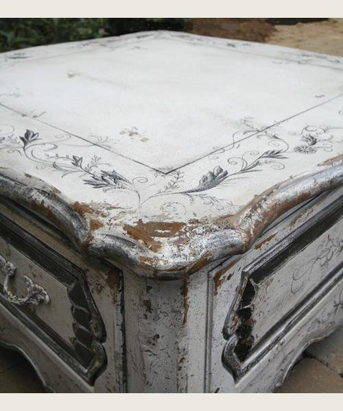 Фото Стол кофейный/журнальный - стиль Роскошное шале - Для гостиной - Купить в Интернет-магазине Фото Стол кофейный/журнальный - стиль Роскошное шале - Для гостиной - Купить в Интернет-магазине