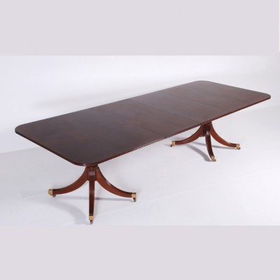 Фото Стол обеденный - стиль Английская классика - Для столовой - большие обеденные столы производства США - Restall Brown & Clennell - Traditional hand-made - Купить в Интернет-магазине