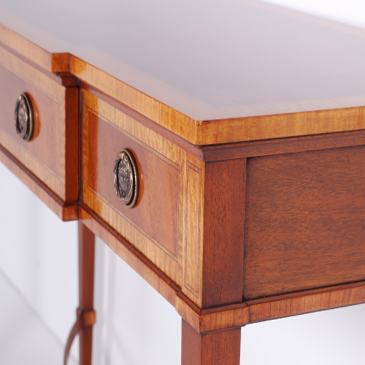 Фото Комод/буфет широкий - стиль Английская классика - Для прихожей - Купить в Интернет-магазине