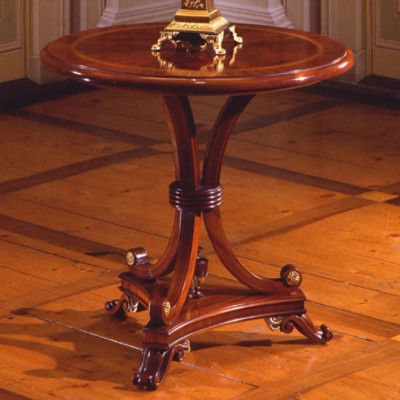 Фото Стол под лампу - стиль Русский дворцовый - Для гостиной - Купить в Интернет-магазине