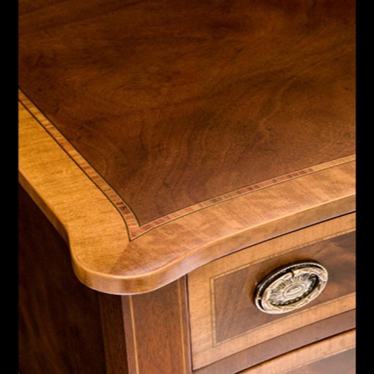 Фото Стол письменный - стиль Английская классика - Для кабинета - Купить в Интернет-магазине