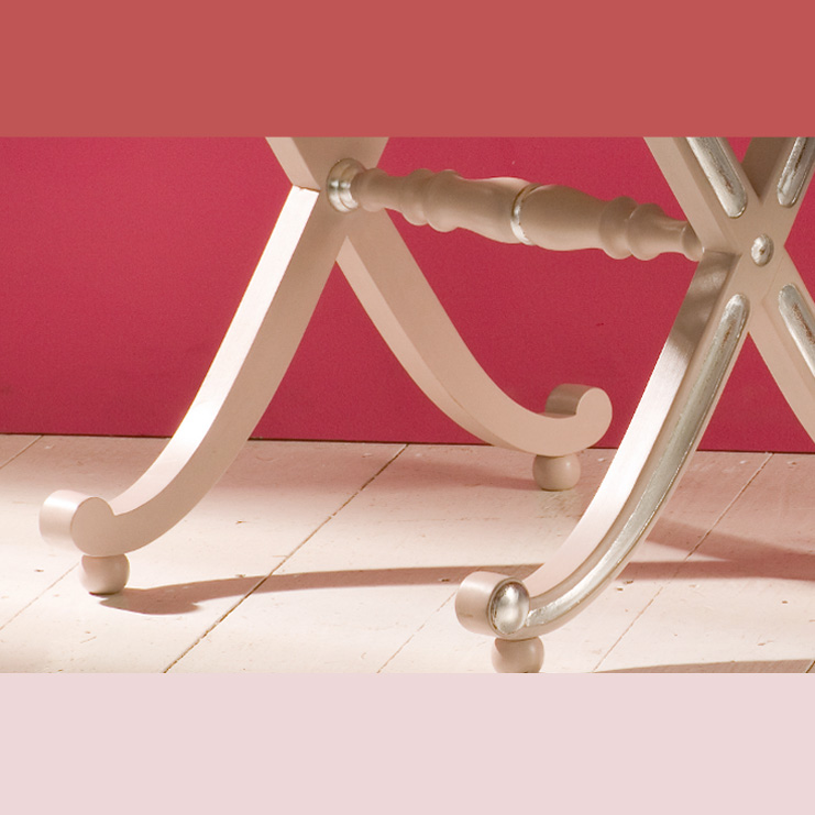 Фото Пуф, банкетка - стиль Английская классика - Для спальни - Купить в Интернет-магазине Фото Пуф, банкетка - стиль Английская классика - Для спальни - Купить в Интернет-магазине