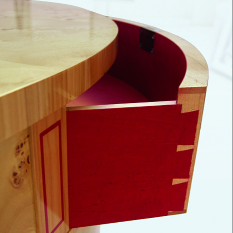 Фото Комод/буфет узкий - стиль Английская классика - Для гостиной - Купить в Интернет-магазине