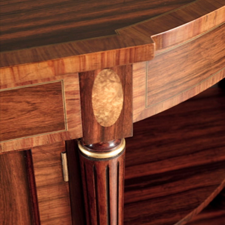 Фото Комод/буфет широкий - стиль Английская классика - Для гостиной - Купить в Интернет-магазине