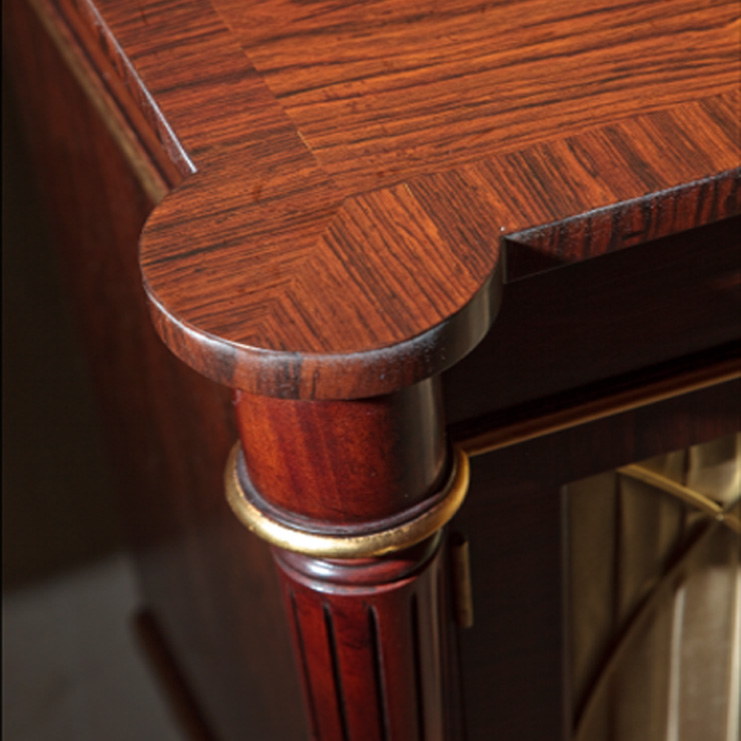 Фото Комод/буфет узкий - стиль Английская классика - Для гостиной - Купить в Интернет-магазине Фото Комод/буфет узкий - стиль Английская классика - Для гостиной - Купить в Интернет-магазине