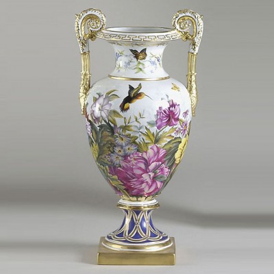 Фото Ваза - стиль Классический - Фарфоровая - Купить в Интернет-магазине