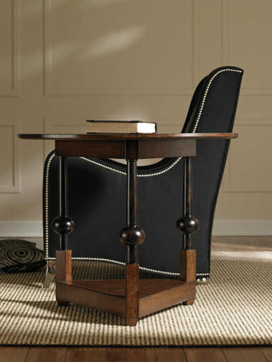 Фото Кресло обитое - стиль Transitional - Для гостиной - удобное кресло производства США - Caracole - Classic Contemporary Upholstery - Купить в Интернет-магазине Фото Кресло обитое - стиль Transitional - Для гостиной - удобное кресло производства США - Caracole - Classic Contemporary Upholstery - Купить в Интернет-магазине