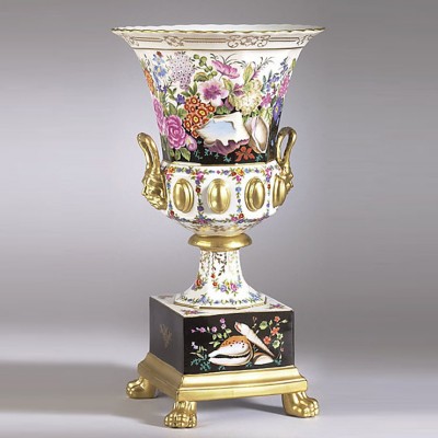 Фото Ваза - стиль Классический - Фарфоровая - Купить в Интернет-магазине