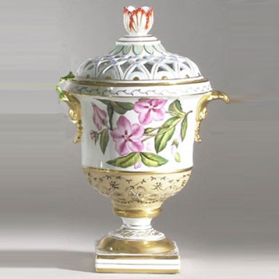 Фото Ваза - стиль Классический - Фарфоровая - Купить в Интернет-магазине