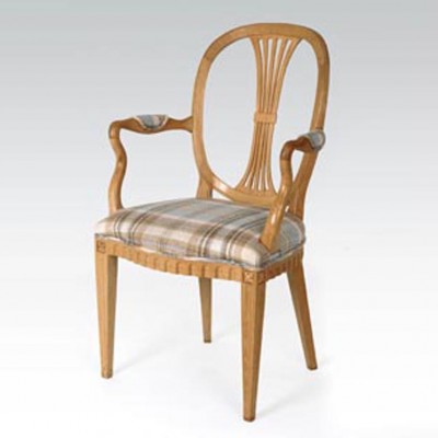 Фото Кресло на деревянной раме - стиль Английская классика - Для столовой - Купить в Интернет-магазине