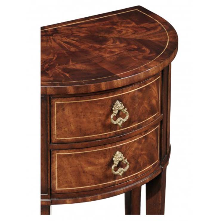 Фото Стол под лампу - стиль Английская классика - Для гостиной - В наличии - Купить в Интернет-магазине Фото Стол под лампу - стиль Английская классика - Для гостиной - В наличии - Купить в Интернет-магазине